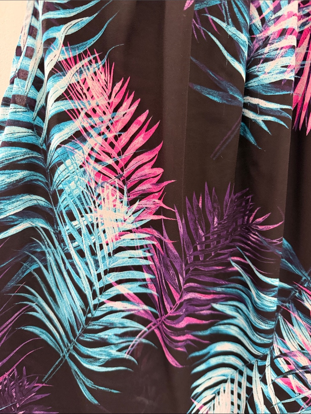 Worthington Black Sleeveless Top with Teal, Purple & Pink Leaf Print - Picture 6 of 10